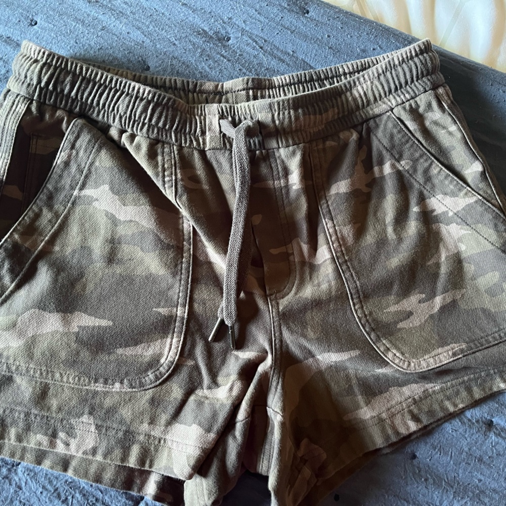 Althea Farallon Short